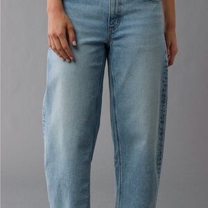 American Eagle Women's Barrel Jeans